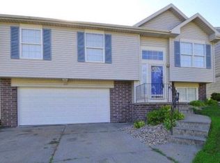 6713 N 78th Ave, Omaha, NE 68122