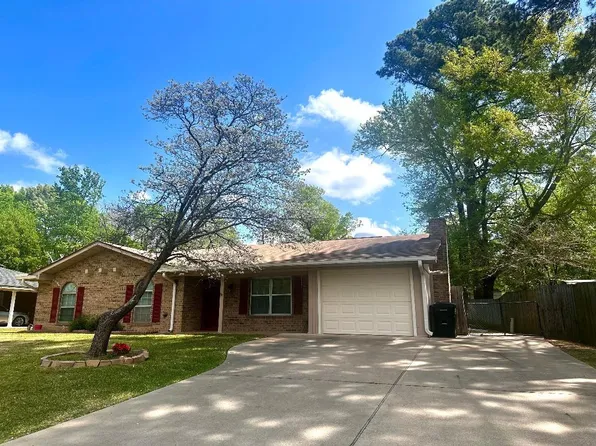 2314 Airline Rd, Longview, TX 75605