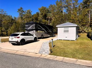 10335 NE 28th Loop, Silver Springs, FL 34488