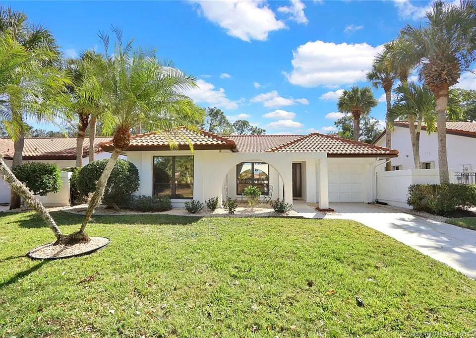 4004 SW Osprey Creek Way
