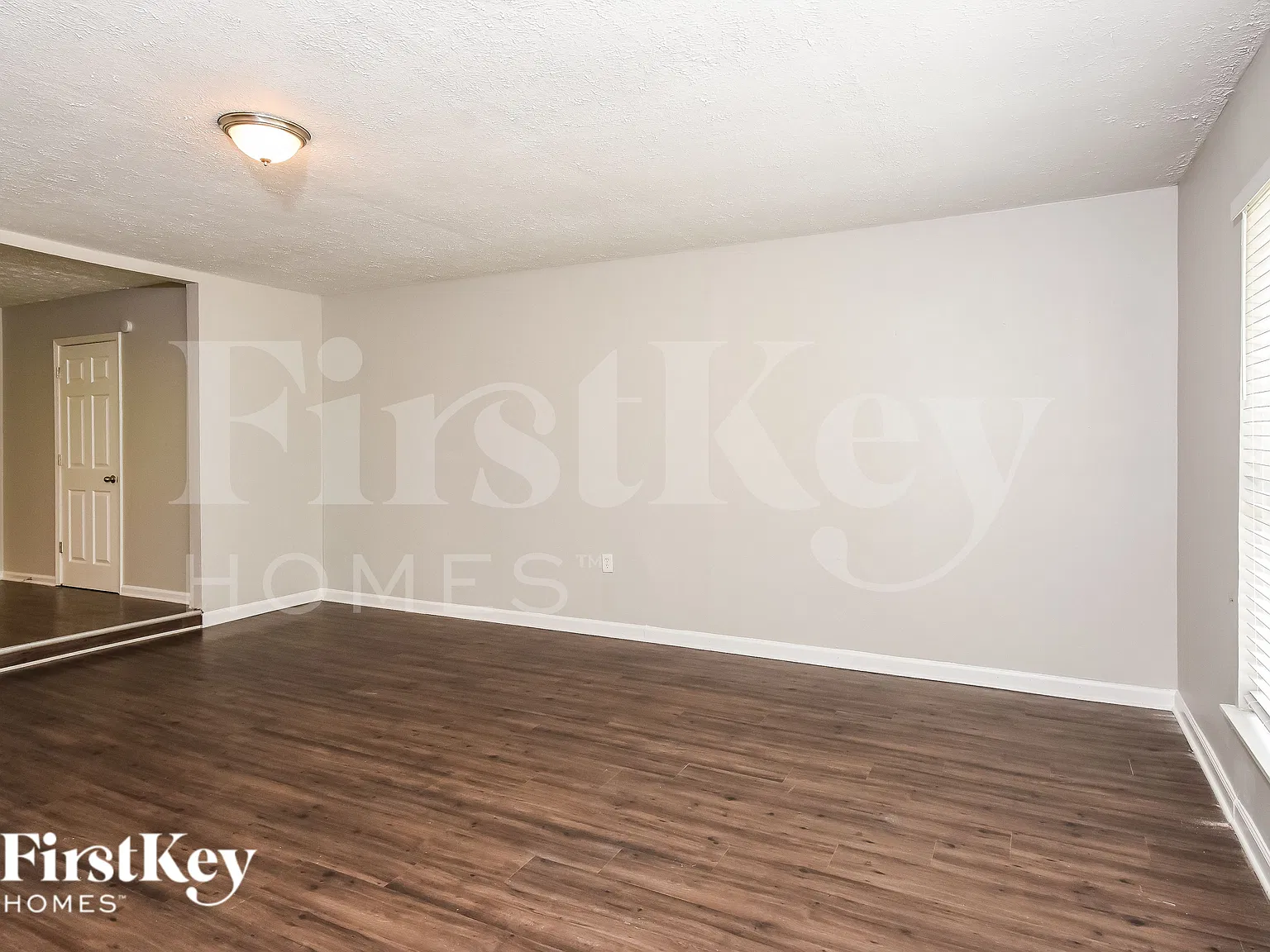 3 bed, 2.0 bath, 1680 sqft, $2,470 — Photo 3