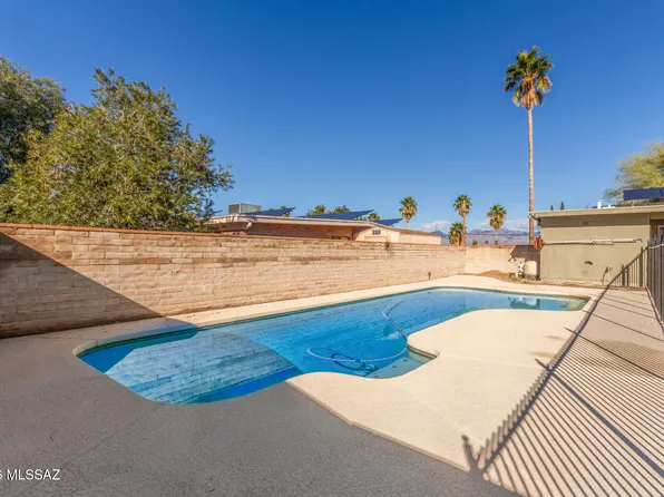 9562 E 29th St, Tucson, AZ 85748