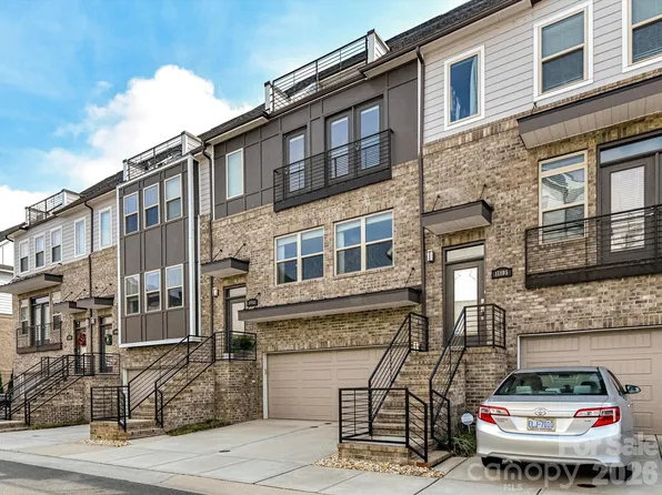 17043 Soho Dr, Charlotte, NC 28204