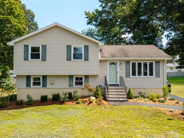 10 Chester Rd, Billerica, MA 01821