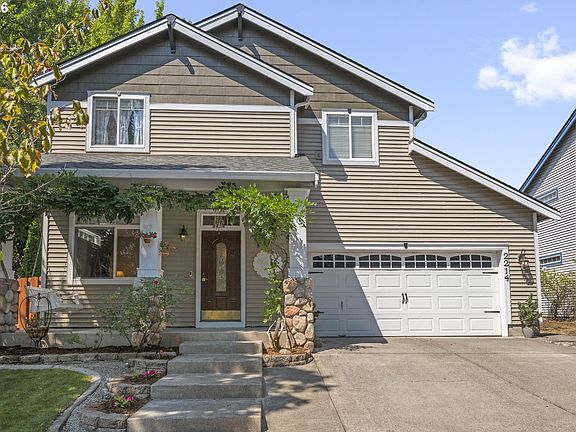 2nd image of 2214 SE 174th Pl