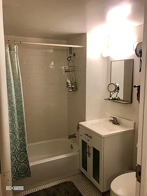 Rented by Citi Habitats | media 17