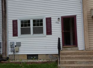 826 Hasting Ct, Newark, DE 19702