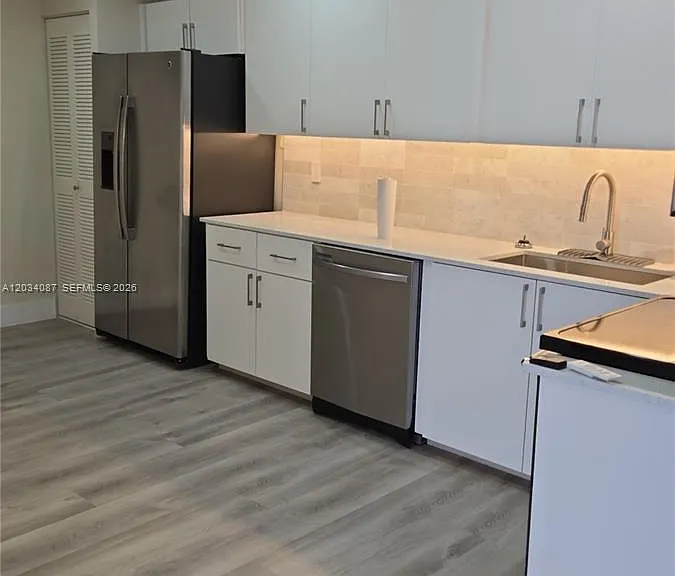 9124 Collins Ave #304 — Photo 1