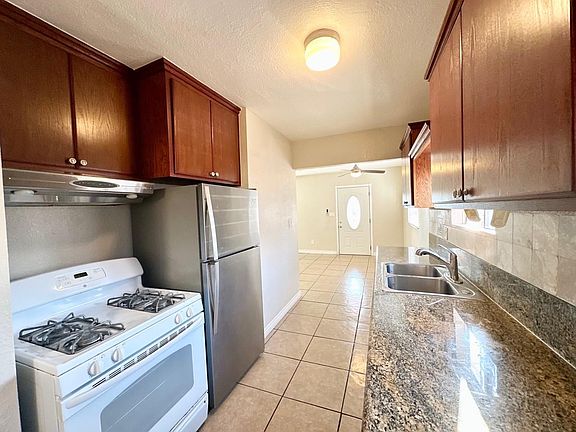 4th image of 3645 Van Dyke Ave #3645