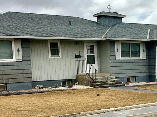 1022 Russell Ave, Worland, WY 82401