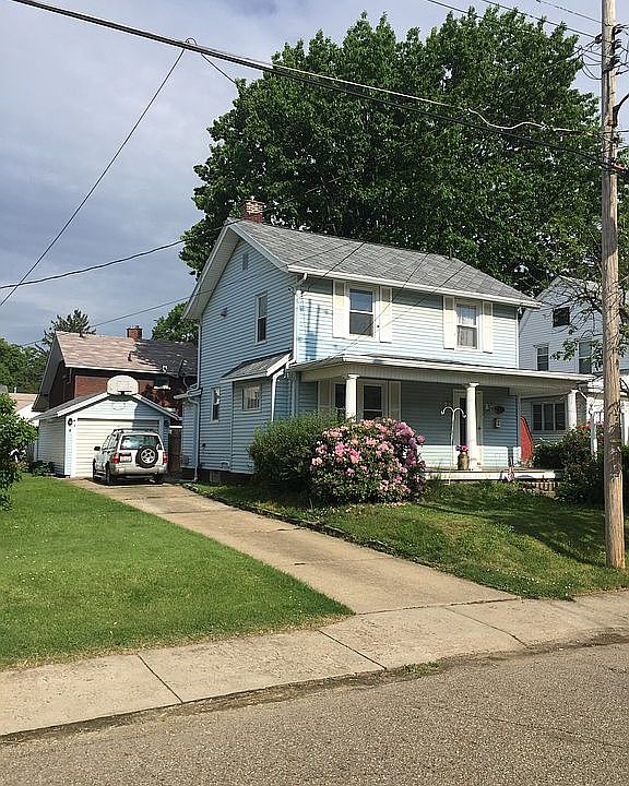 Beautiful 2 story home