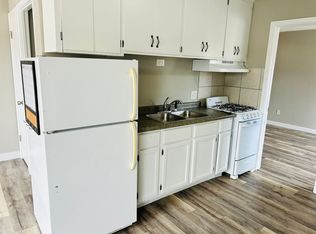 884 Bidwell St UNIT 3, Saint Paul, MN 55118