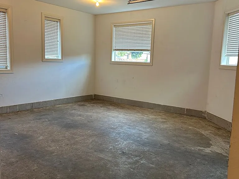 2320 NW Grant Ave #101 — Photo 20