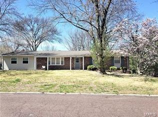 11885 Craig View Dr, Saint Louis, MO 63146