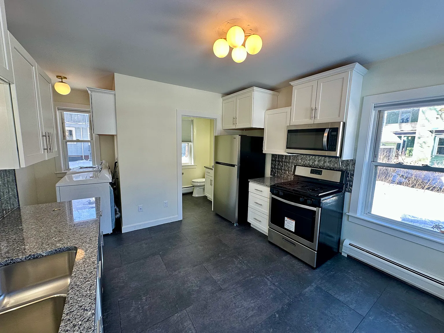 2 bed, $2,500 — Photo 4