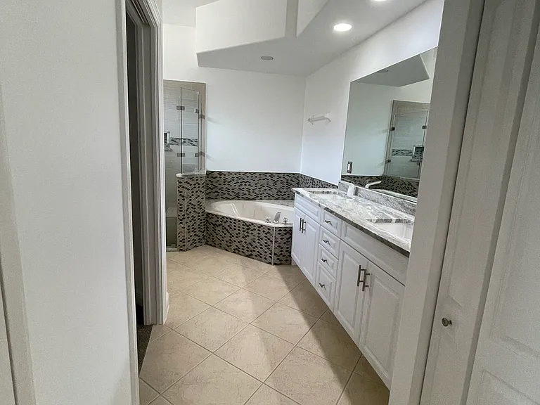 8620 Ibis Cove Cir — Photo 20