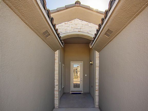 2nd image of 14568 Tierra Burgos Ave