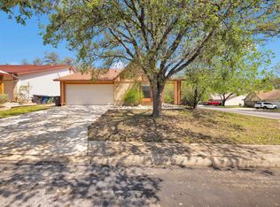 2815 Hayden Holw, San Antonio, TX 78251