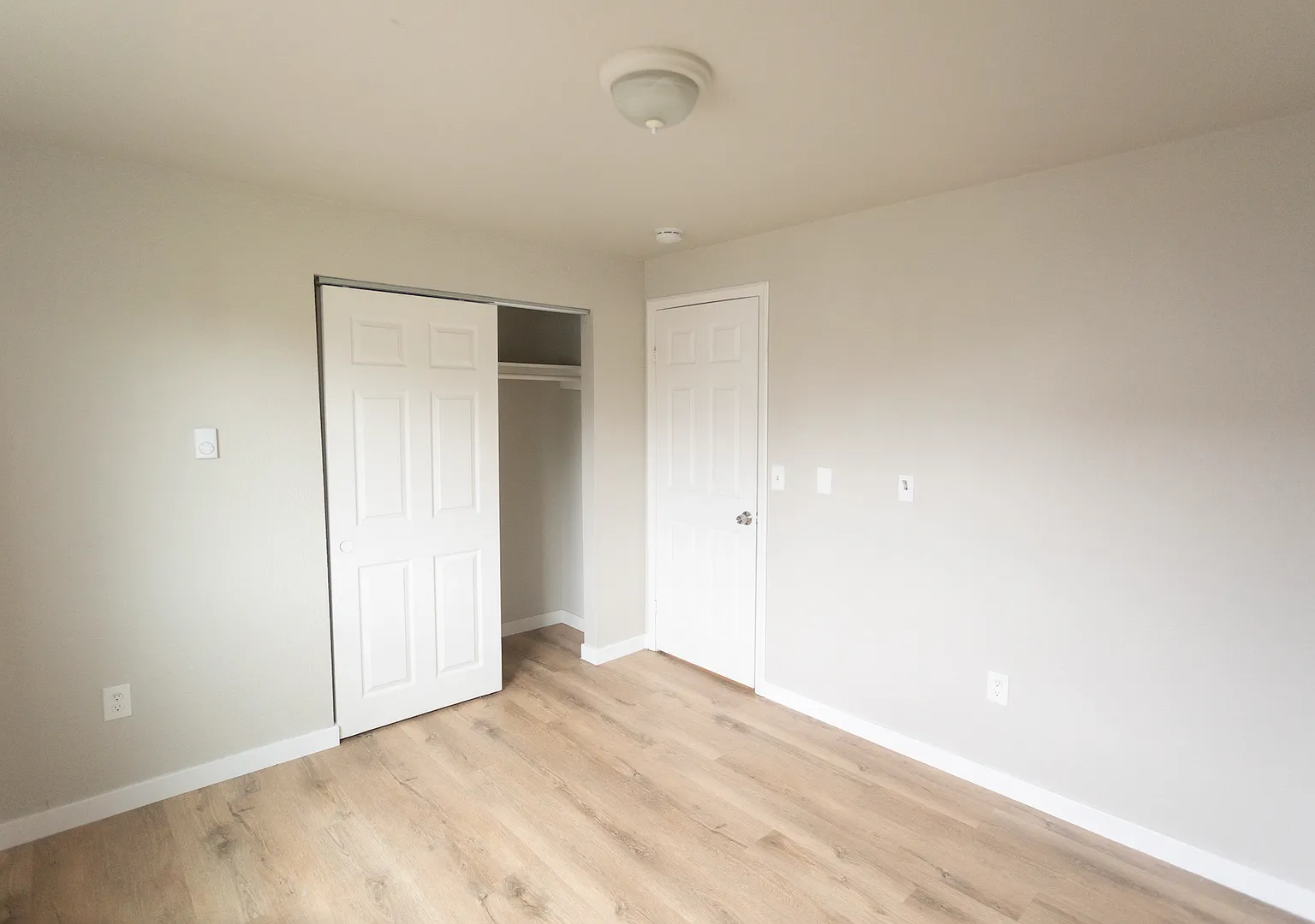Montclair Apartments — Photo 4