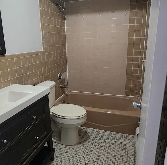 219 Roosevelt St #3 — Photo 14