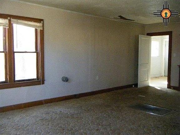 2nd image of 212 S Avenue I