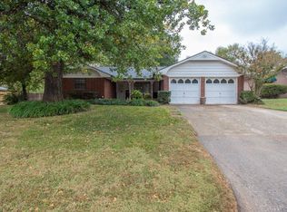 1709 N Rolling Rdg, Bethany, OK 73008