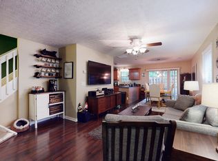 8506 Grand Neptune Dr, Louisville, KY 40228