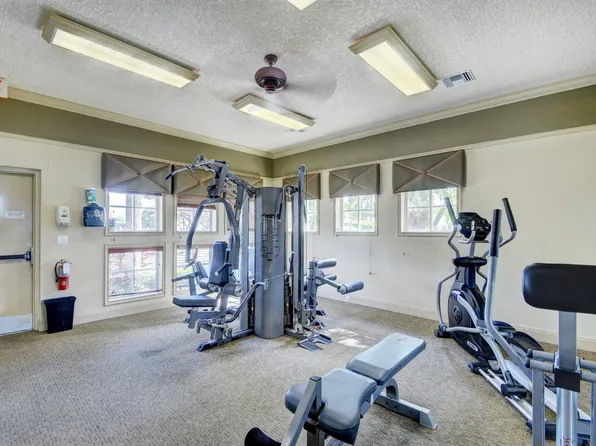 815 W Boynton Beach Boulevard #2-103, Boynton Beach, FL 33426