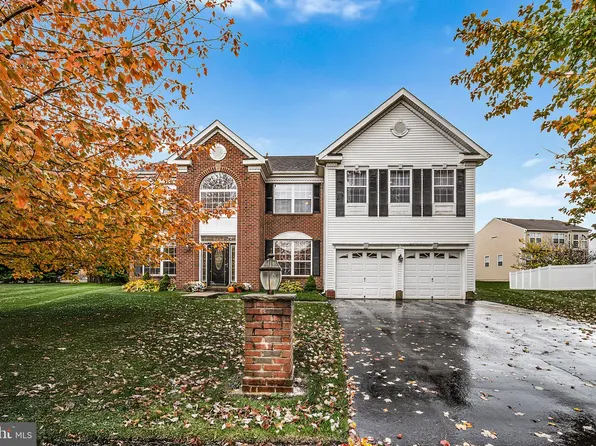 5 Pheasant Ct, Columbus, NJ 08022