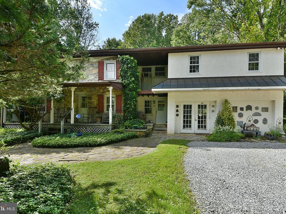 1st image of 681 Highspire Rd