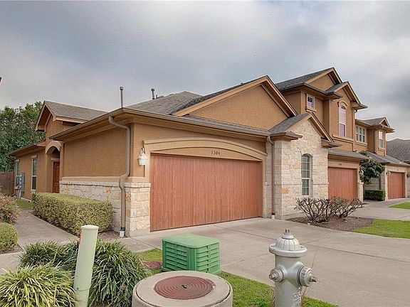 3rd image of 2210 Onion Creek Pkwy Unit 1304