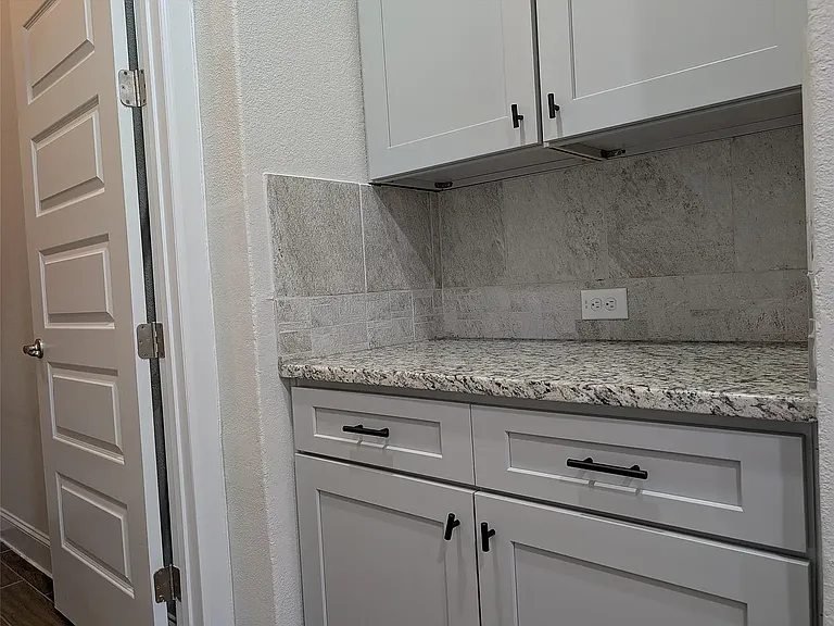 3112 Bouchette Cv — Photo 13