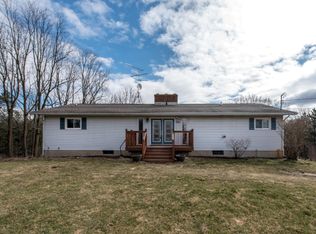 1201 S Whites Bridge Rd, Lowell, MI 49331