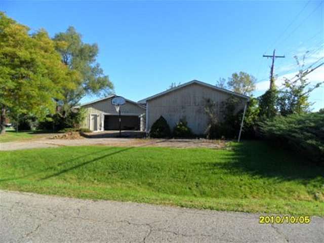 1st image of 47946 Pheasant Dr