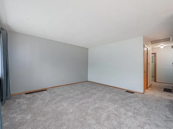 2182 Ferris Rd, Columbus, OH 43224