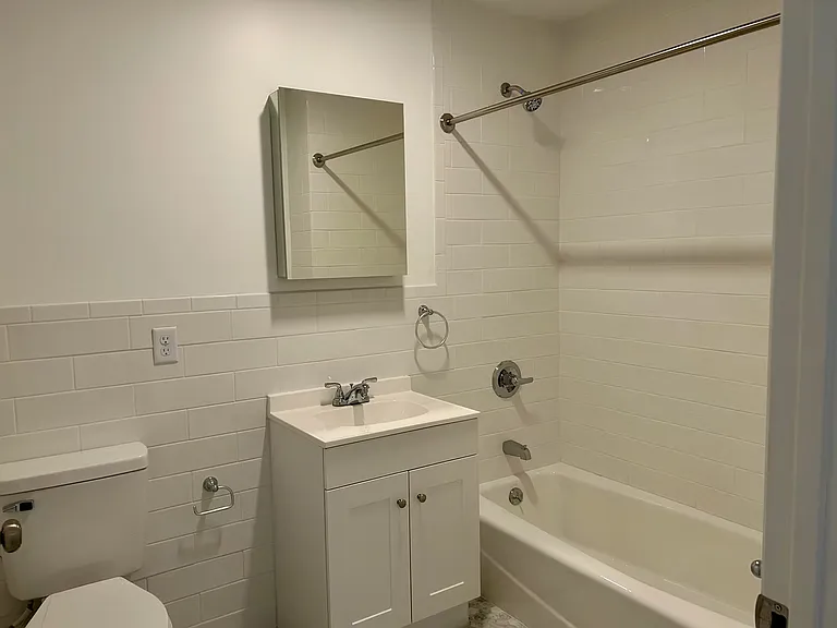 155 River St #5C — Photo 6