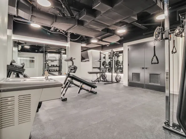 56 7th Avenue image 8 of 12