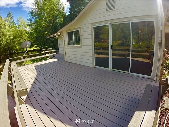 4th image of 2150 NW Woodland Drive