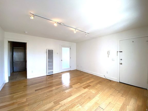 5th image of 1279 19th Ave #6
