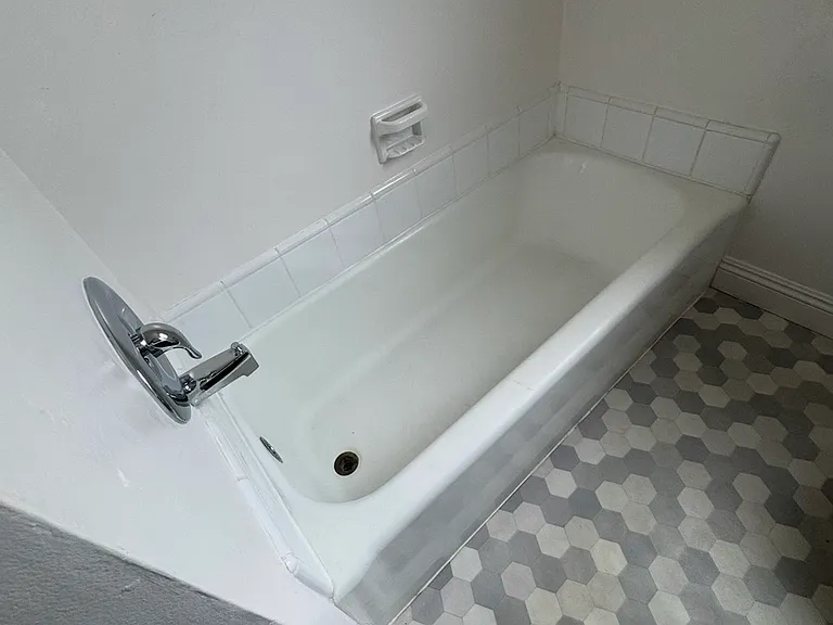 1808 Petaluma Ave — Photo 16