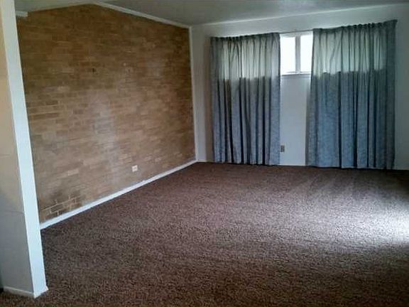 2nd image of 10037 Kirwood St