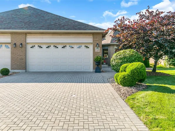 1385 Imperial Cres, Windsor, ON N9G 2T6