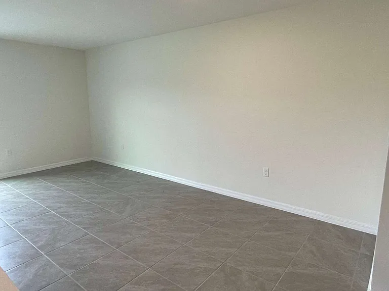 8386 Gower Trl — Photo 9