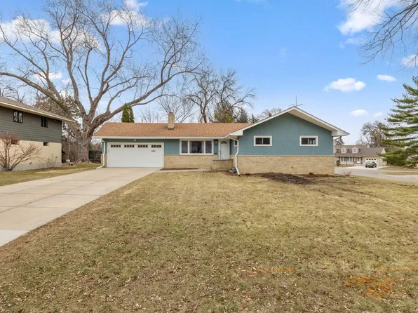 3201 Croft Dr, Saint Anthony, MN 55418