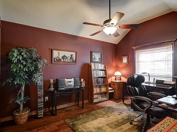 2nd image of 4252 Rock Bend Dr