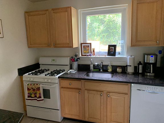 5th image of 57 Mount Vernon Ave