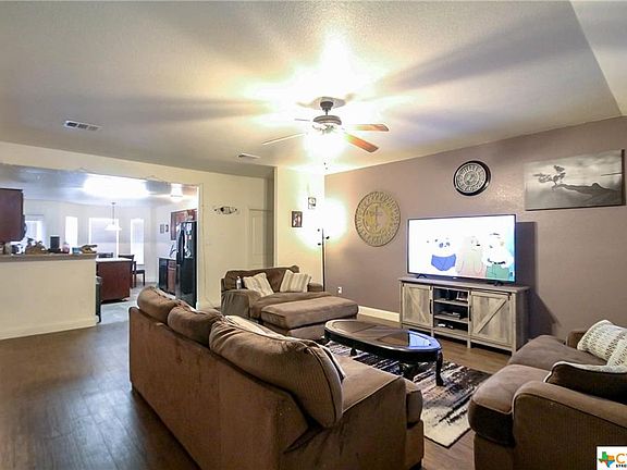 4th image of 2601 Heartland Ave
