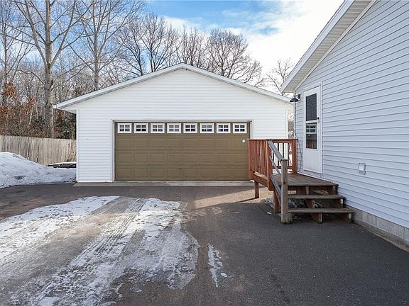 3rd image of 1102 Whitetail Street