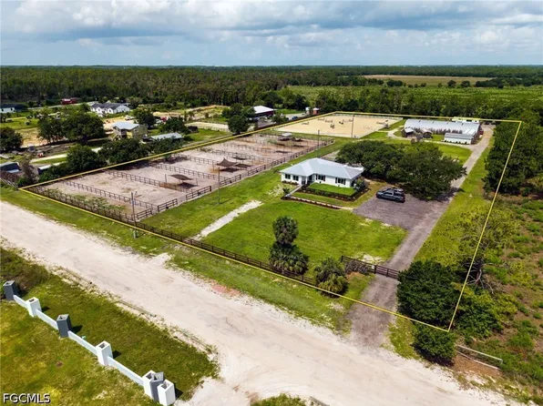 12090 Shawnee Rd, Fort Myers, FL 33913