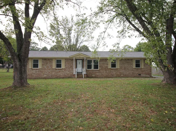 410 Sioux Trl, Columbia, TN 38401